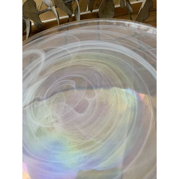 Artistic Accents iridescent pearl swirl glass 9” luncheon plate made in Turkey - Picture 7 of 11